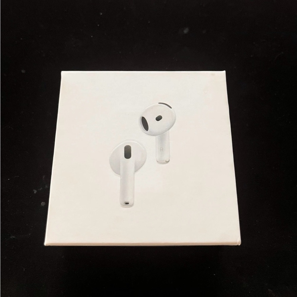 White Wireless Earbuds